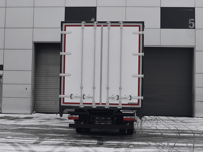 Бортовой тентованный фургон с шторой DongFeng C120L
